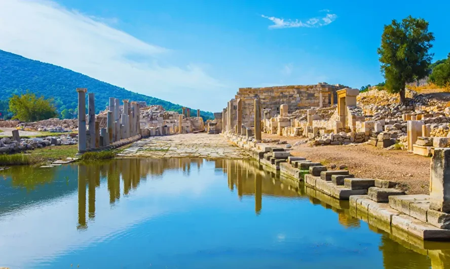 The Shining Star of the Mediterranean: Culture Route Festival Begins in Antalya Cover Image